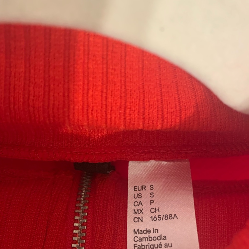NWT H & M Divided Sexy Top - Picture 4 of 7
